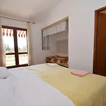 Apartment Ivan Starigrad Paklenica